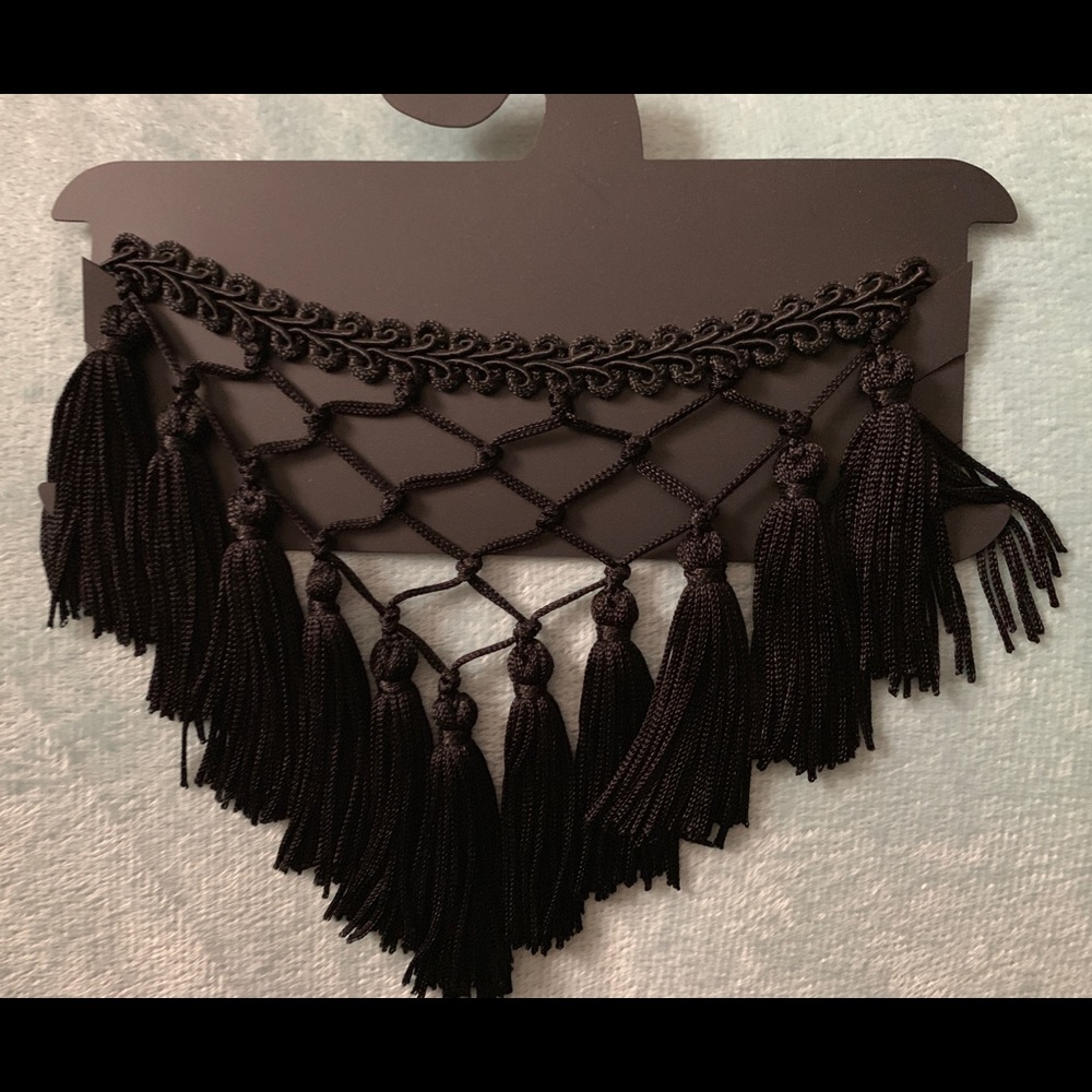 Black Choker
